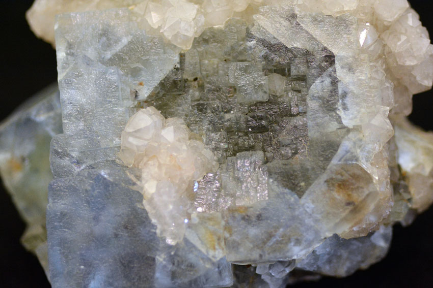 Fluorite-En Bournegade mine - Tarn