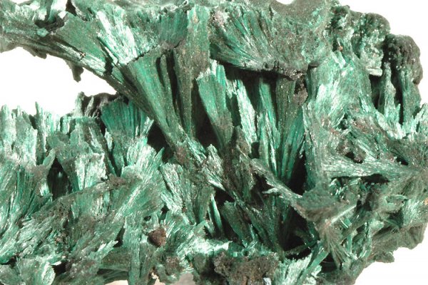 Malachite fibreuse, soyeuse et brillante- Lubumbashi - Rep. Dem. du Congo