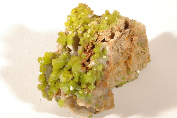 Pyromorphite sur matrice - Guangxi - Chine