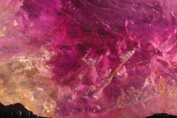 luorine/Fluorite - Boltry quarry, Seilles, Andenne, Namur Province, Belgique